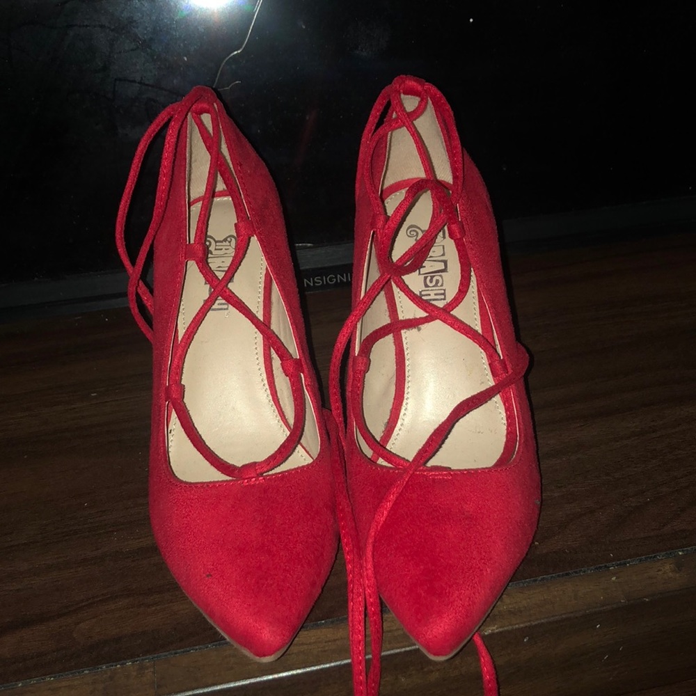Size 6 1/2 heals